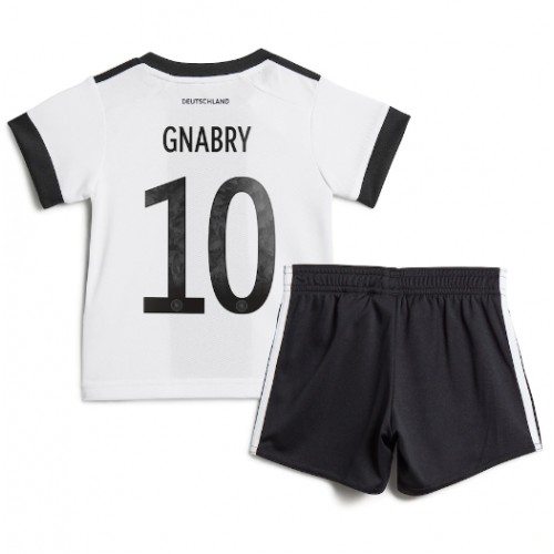 Dětský Fotbalový dres Německo Serge Gnabry #10 MS 2022 Domácí Krátký Rukáv (+ trenýrky)